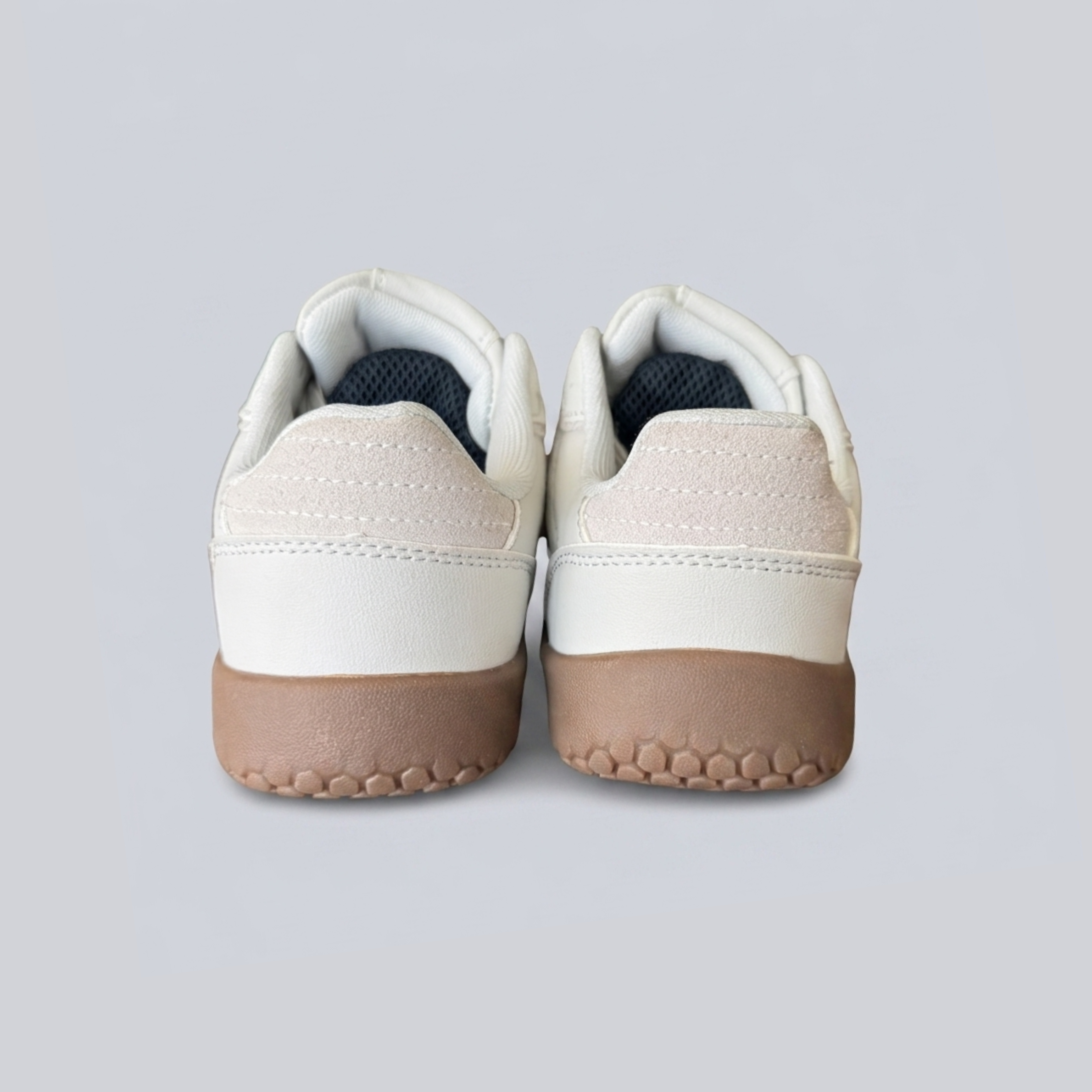 THE SUMI — Grey Wide Toe Box Sneaker